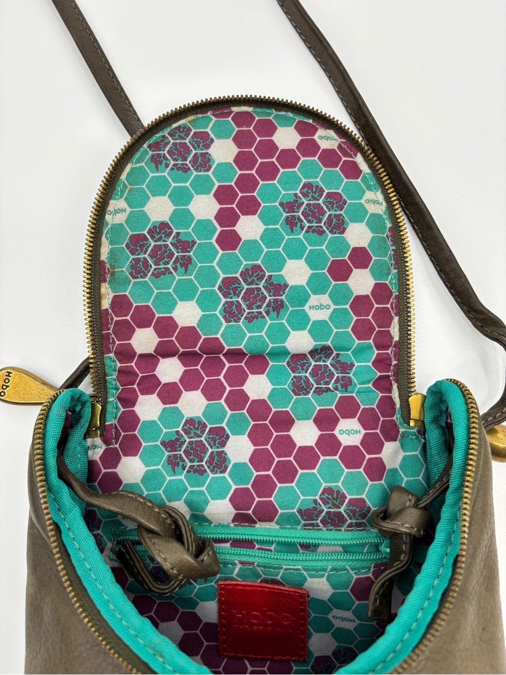 HOBO Fern Crossover Purse Olive Green - Picture 11 of 15